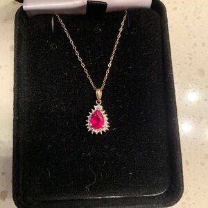 Elegant 10 kt Yellow Gold and Genuine Ruby/Diamond Pendant Necklace